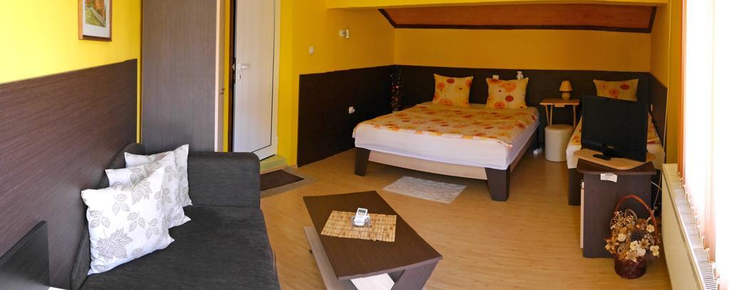 Guesthouse Geto Belogradchik Bagian luar foto