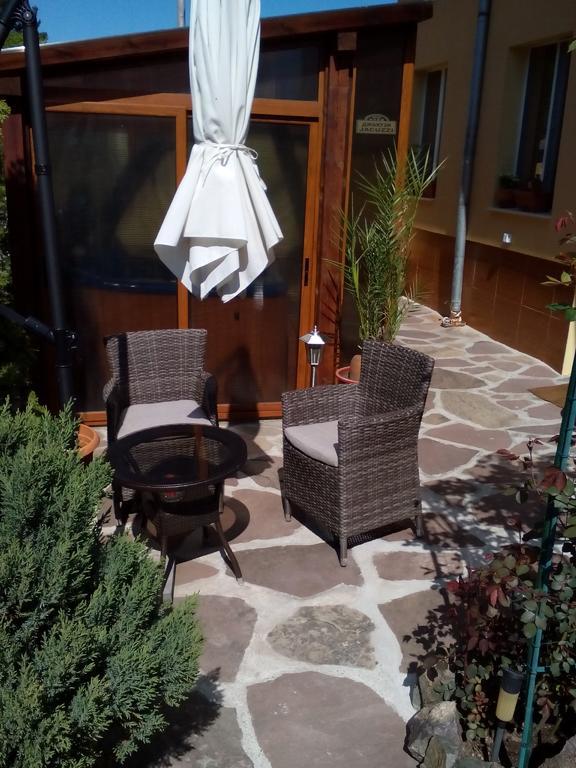 Guesthouse Geto Belogradchik Bagian luar foto